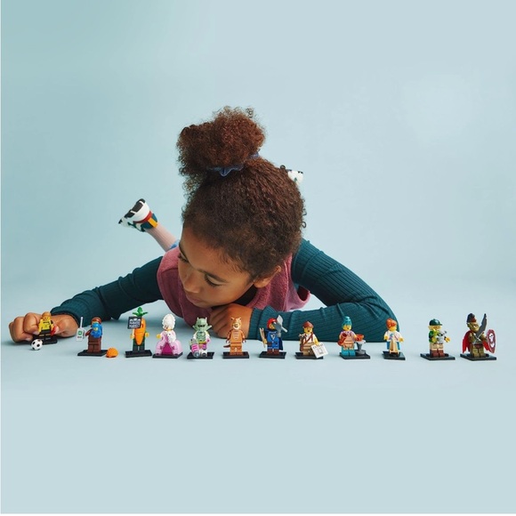 Lego Series 24 Carrot Mascot - Picture 5 of 10